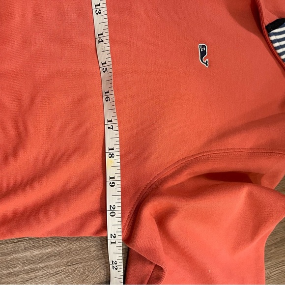 Vineyard Vines Saltwater 1/4 Zip Women’s S Coral  Pullover Sweatshirt Pima Whale - Picture 7 of 9